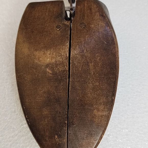 Vintage Adjustable Wooden Shoe Tree Stretchers Sz 10.5 - 12.5 - Picture 11 of 15